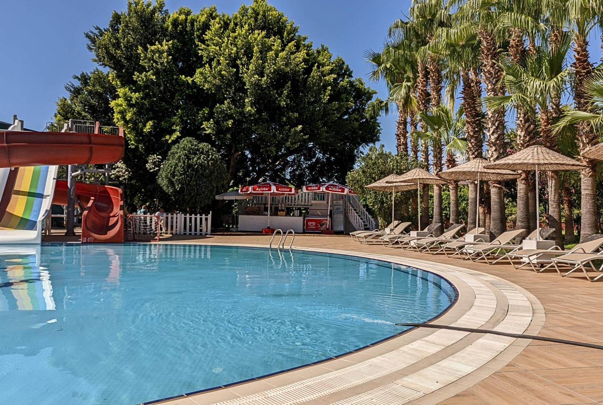Uk Hotel Kiris Antalya Exterior foto