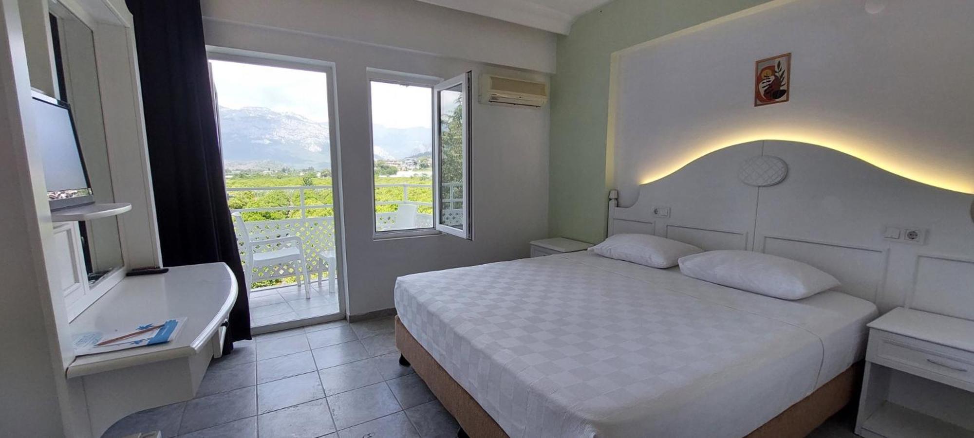 Uk Hotel Kiris Antalya Exterior foto